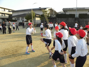 大縄跳び大会の様子1