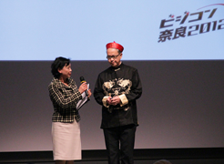 決勝プレゼンテーションの様子1