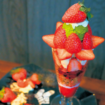 いちごのパフェ