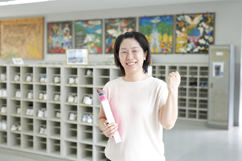 学校事務 小・中事務試験の先輩職員