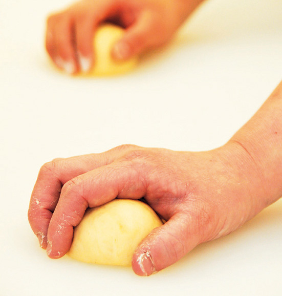 220_大納言三つ編みパン_2