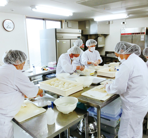 311_昔づくり-柿の葉ずし_2