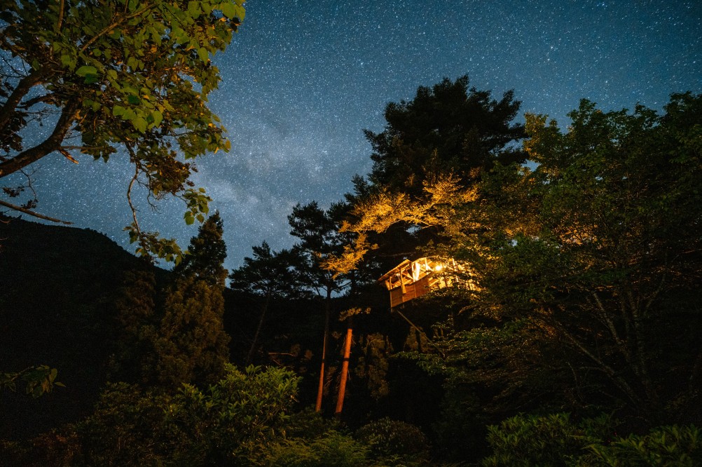 空中の村