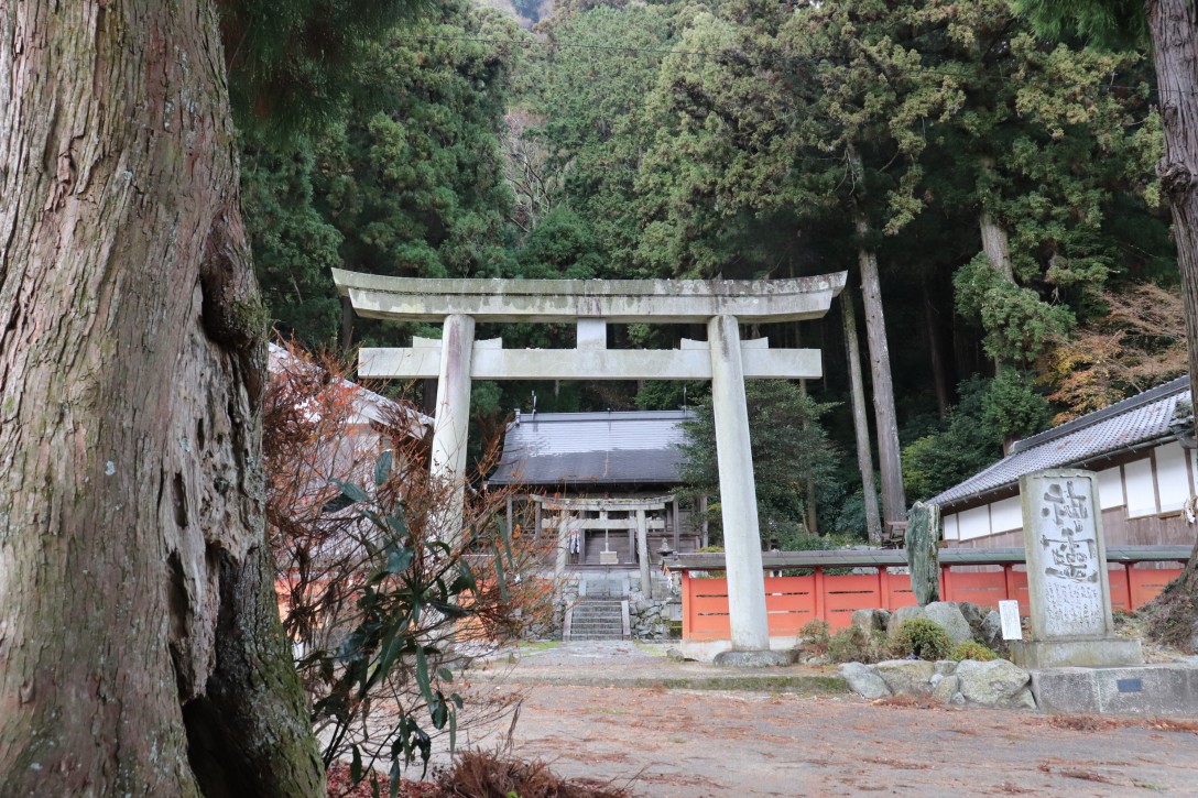 高天彦神社