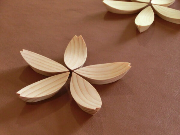 奈良の木 プロダクト 吉野小桜（箸置き）