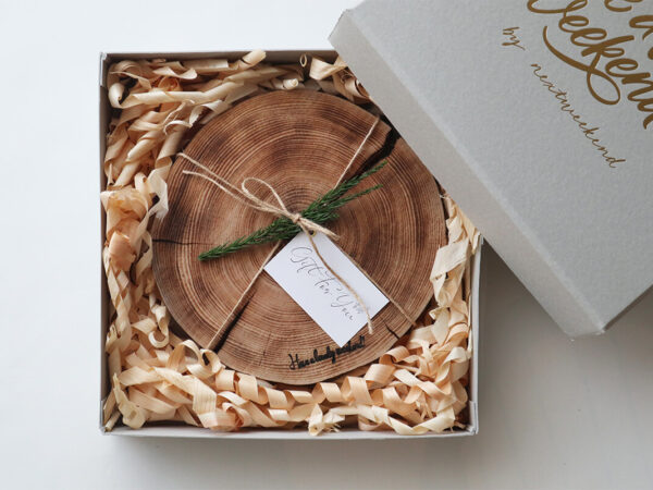 奈良の木 プロダクト 焼きヒノキの丸太ボード